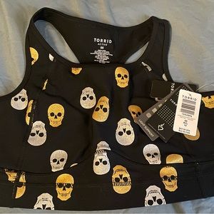 Torrid Active Wear Longline Sports Bra Top Black / gold and silver skulls 00 M/L